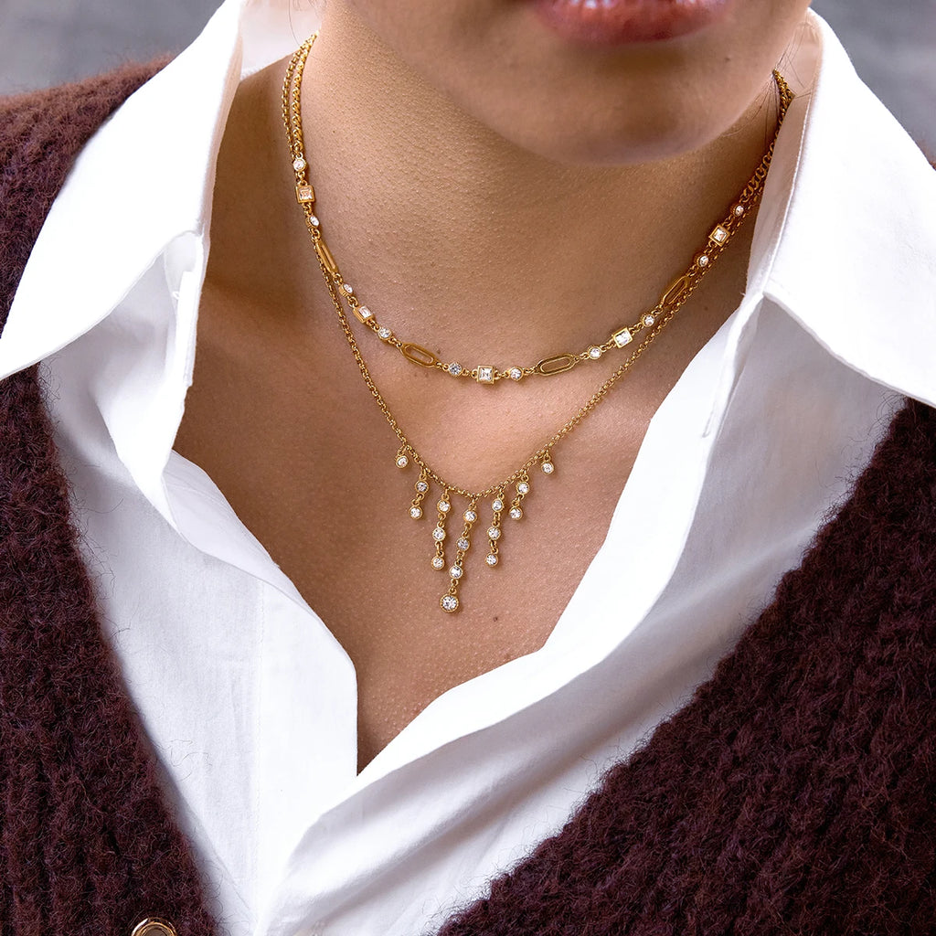 Kika Classic Hollow Out Chain Necklace With White Rhinestone