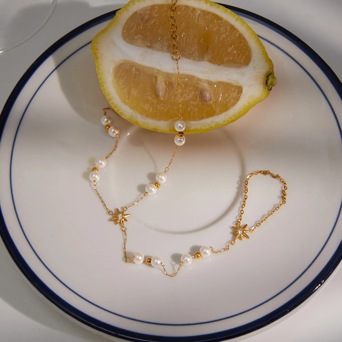Kika Delicate Acrylic Pearl Bracelet With White Zircon Sun Pattern Connected Fingers Chain