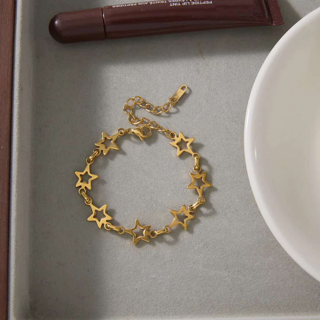 Kika Classic Hollow Out Stars Splicing Chain Necklace