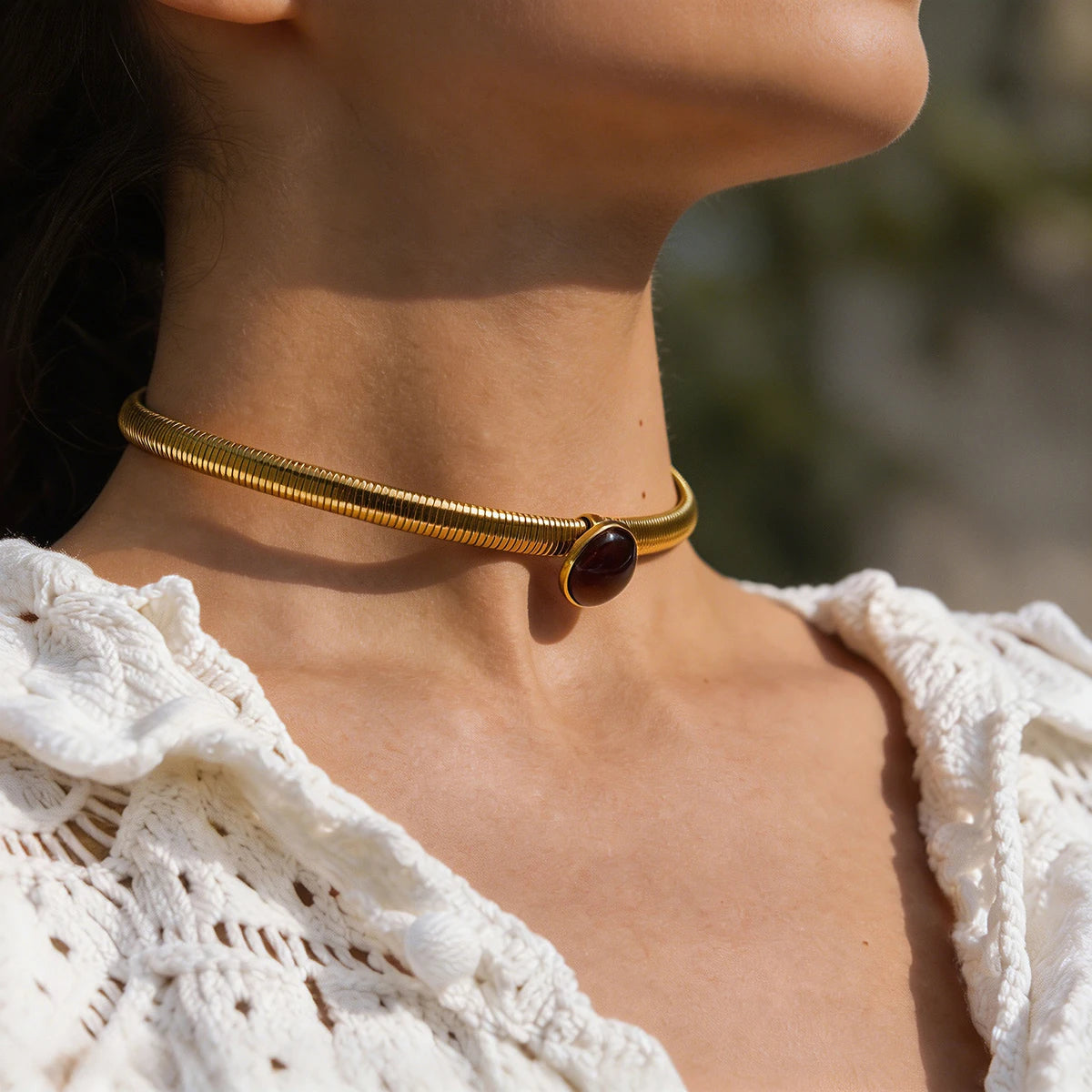 Kika Vintage Oval Resin Chunky Chain Chokers Necklace  18K Gold Plated Stainless Steel
