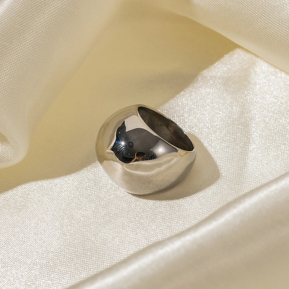 KIKA Minimalist Stainless Steel 316L Smooth Asymmetric Ring Oval Hollow Stackable