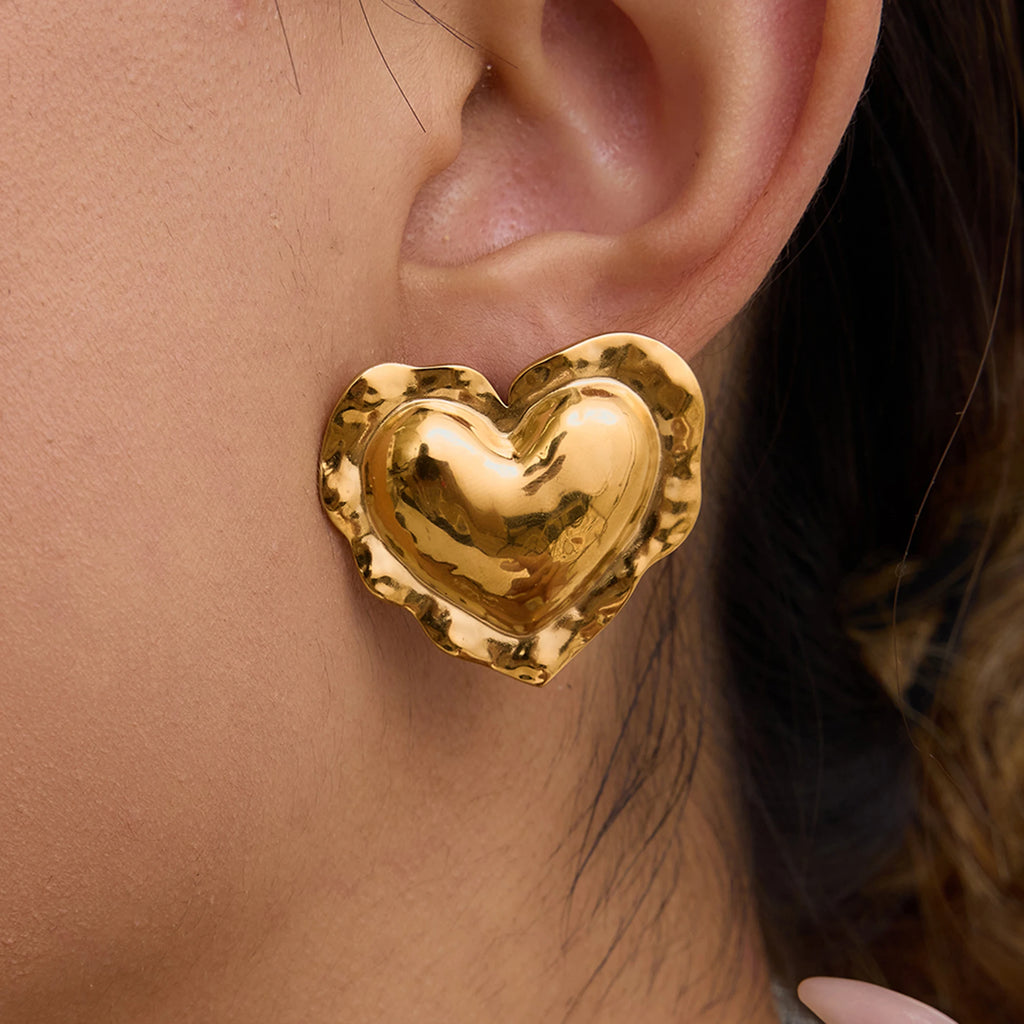 Hammer Pattern Fat Drum Heart Ear Studs