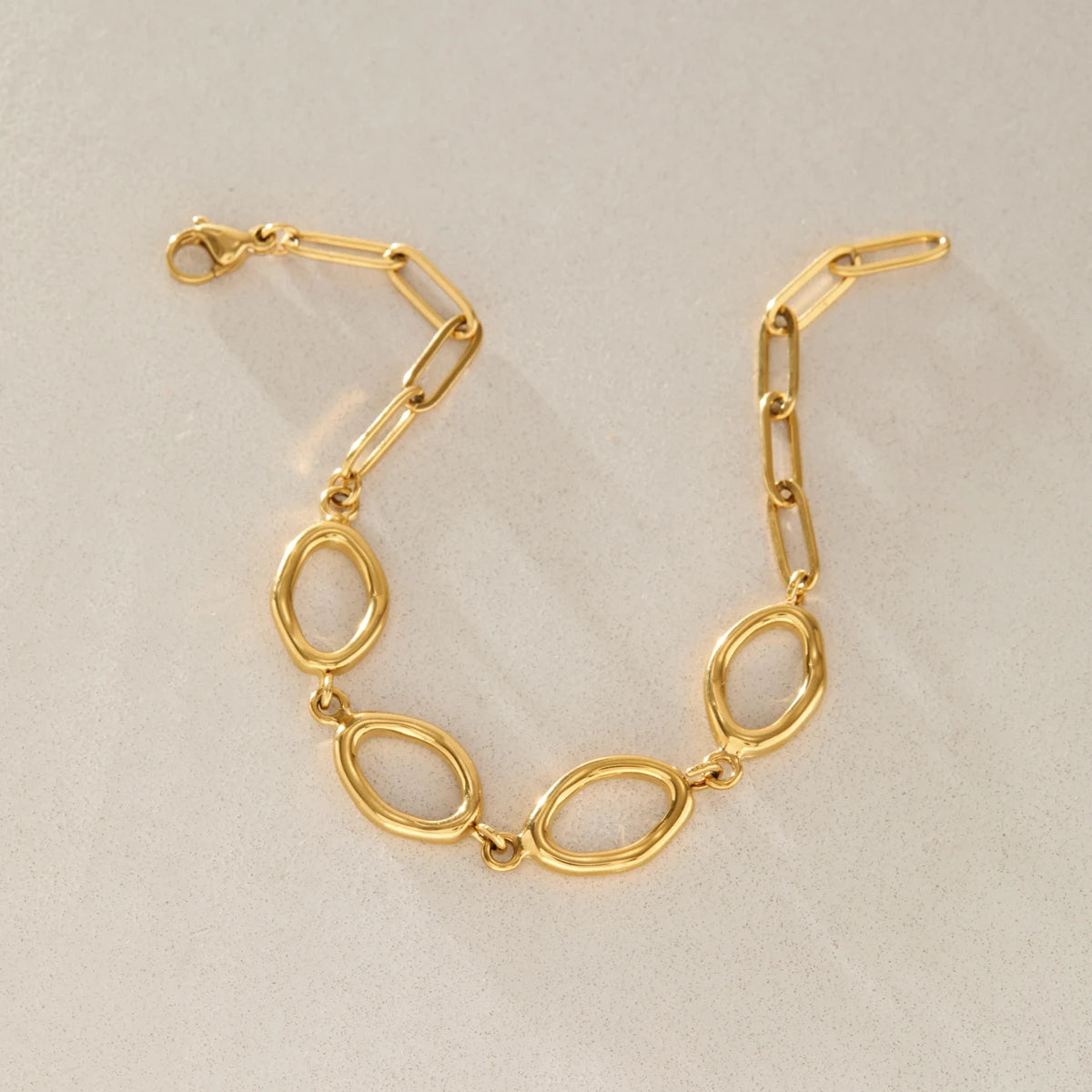 KIKA Classic Geometric Hollow Chain Bracelet For Women Minimalist 18K Gold PVD Plated Stainless Steel Bracelet Fashion Jewelry