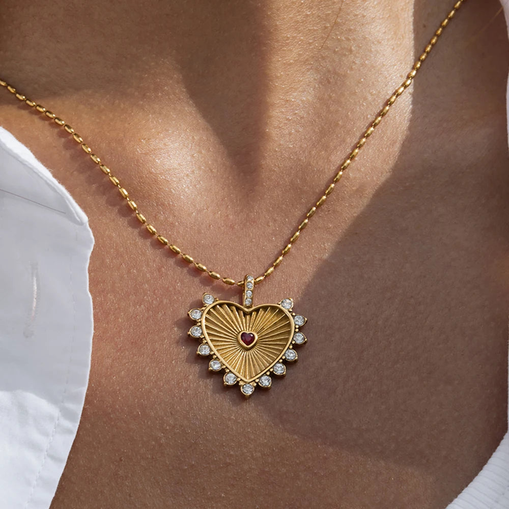 Red Rhinestone Ribbed Heart-Shaped Pendant Necklace Stainless Steel