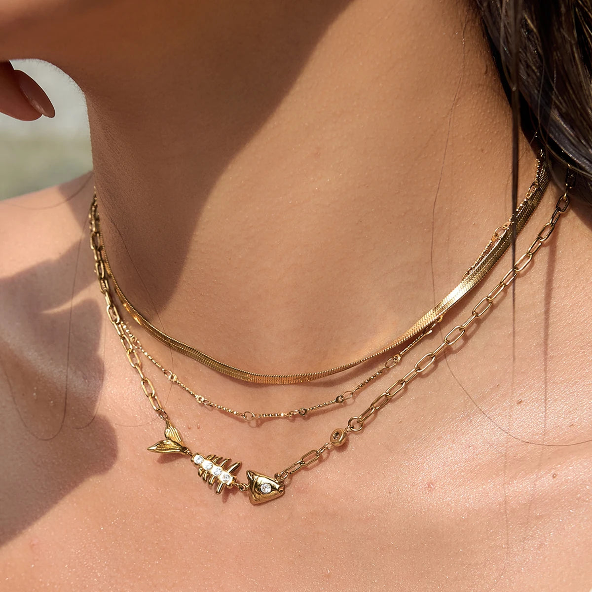 Kika Delicate White Zircon Fish Bone Pendant Necklace