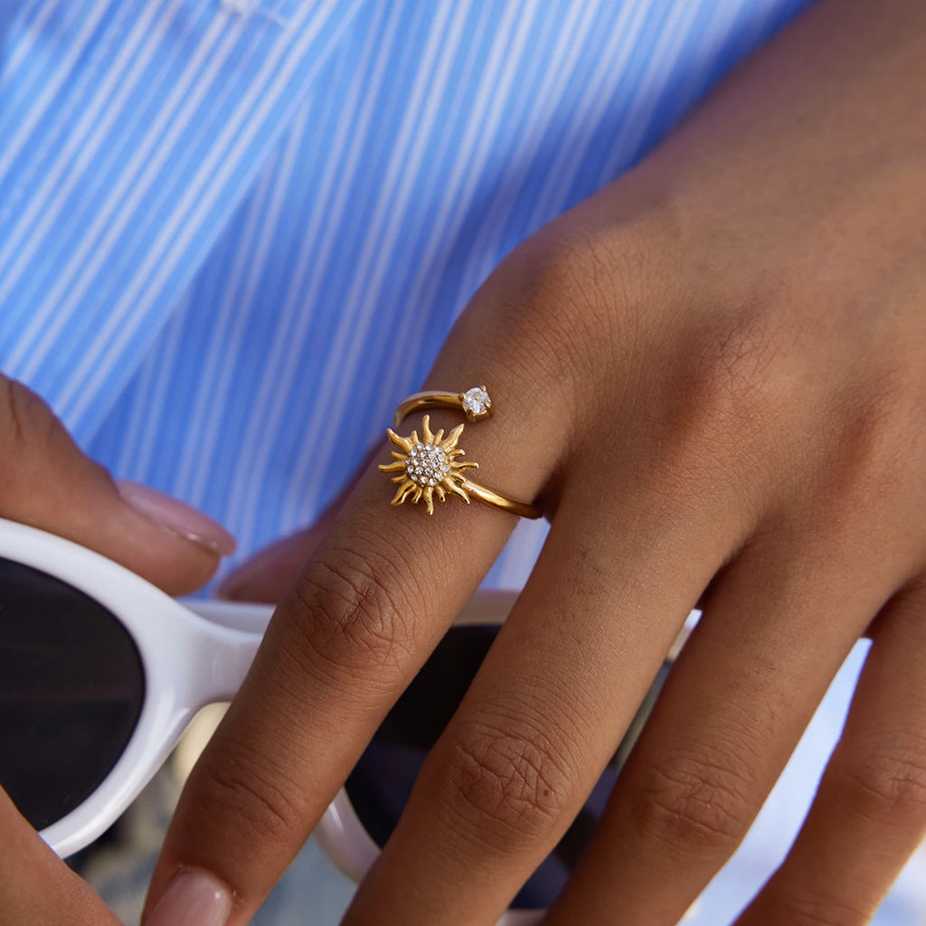 KIKA Personalized Design 18K Gold Color Plated Inlay Zircon Sun Shape Asymmetry Open Ring Waterproof Stainless Steel Jewelry