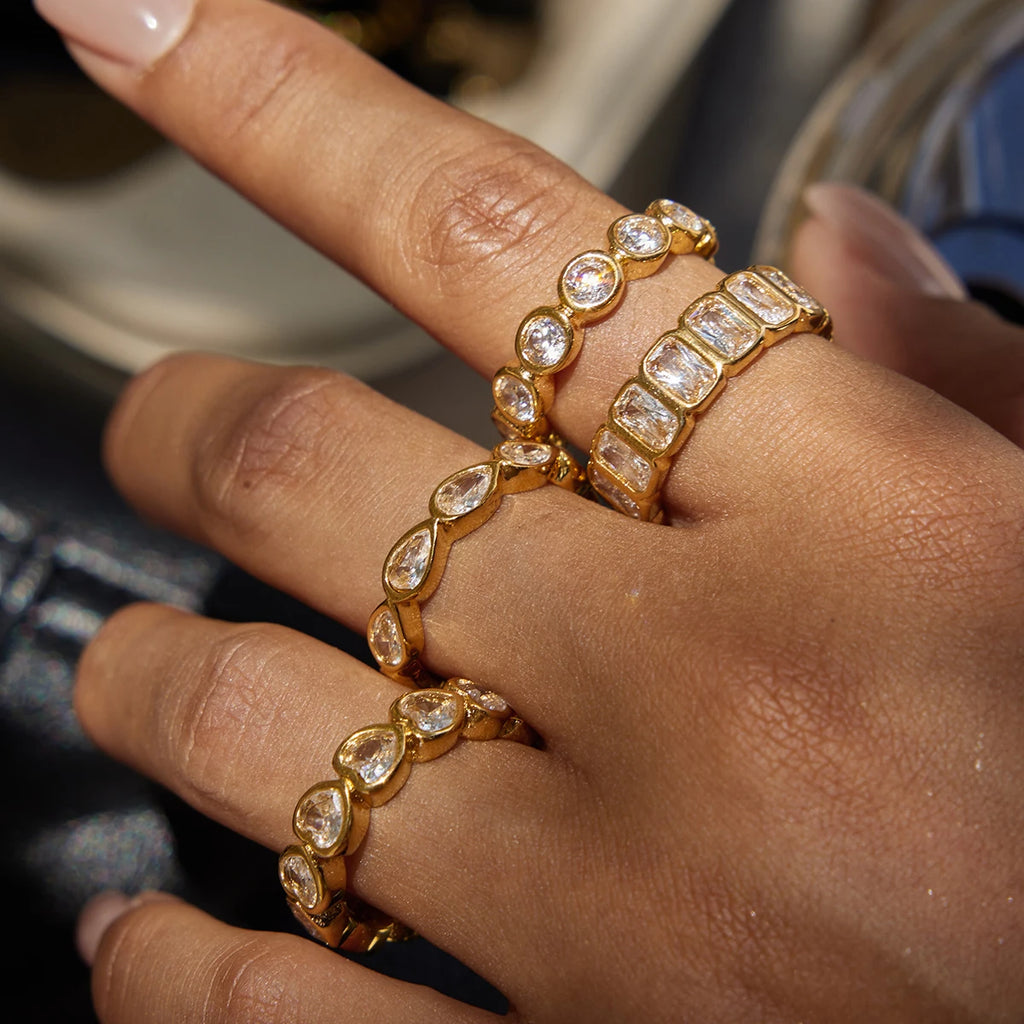 Water Drop shaped Sparkling Ring