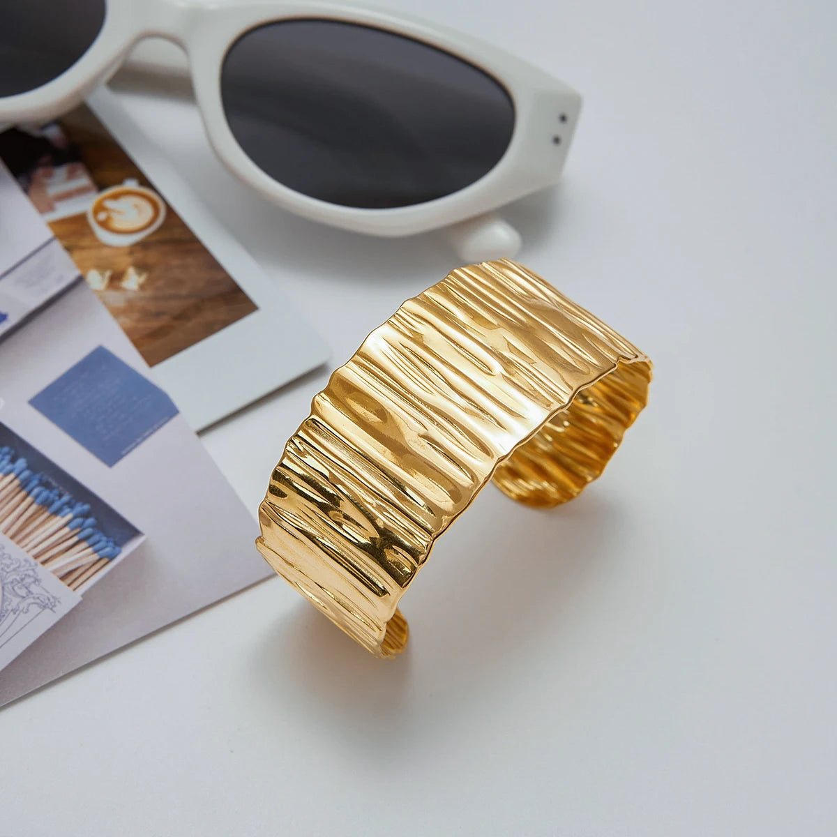 Kika Minimalist 18k Gold Color Plated Stainless Steel Wide Face Hammer Patterned Bracelet Irregular