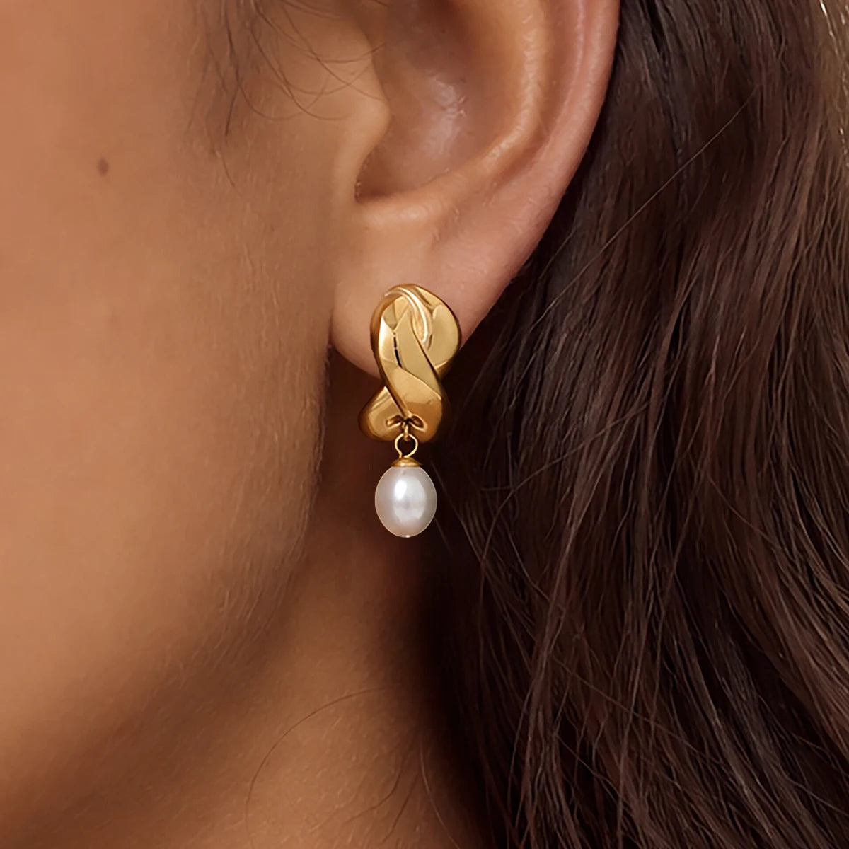 KIKA Elegant Imitation Pearl Drop EarringsPVD Plated Stainless Steel 316L