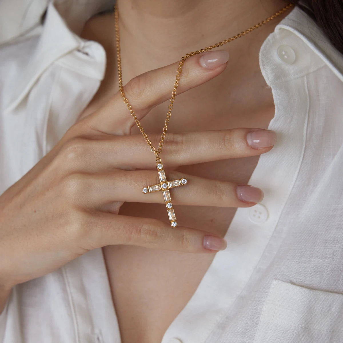 KIKA Classic Zircon Cross Pendant Necklace For Women Minimalist 18K Gold PVD Plated Stainless Steel Necklace Fashion Jewelry
