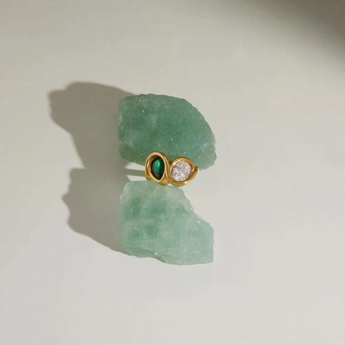 KIKA Delicate Green White Teardrop Shaped Zircon Splicing Ring PVD Plated Stainless Steel 316L
