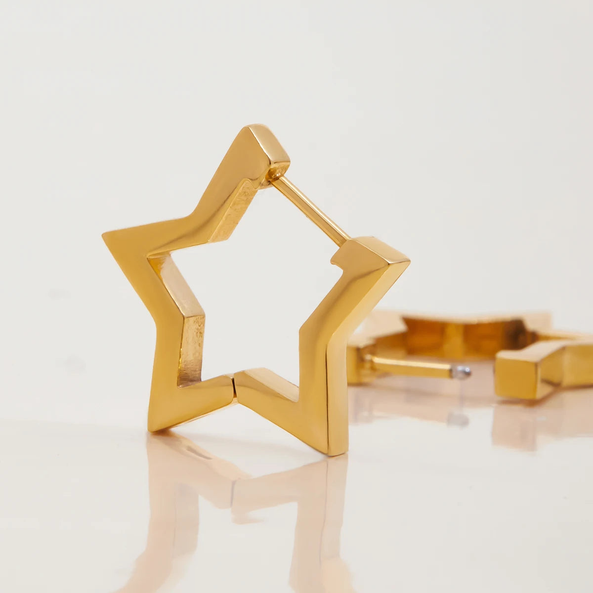 Smooth Heart Shaped Pentagram Earrings
