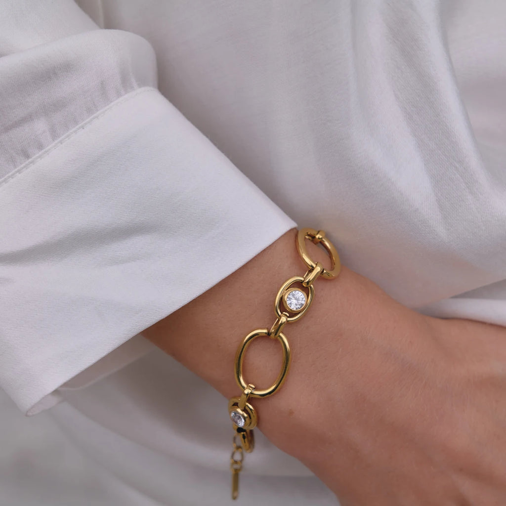 KIKA Classic Zircon Hollow Chain Bracelet For Women Minimalist 18K Gold Plated Stainless Steel Bracelet Fashion Jewelry Gift