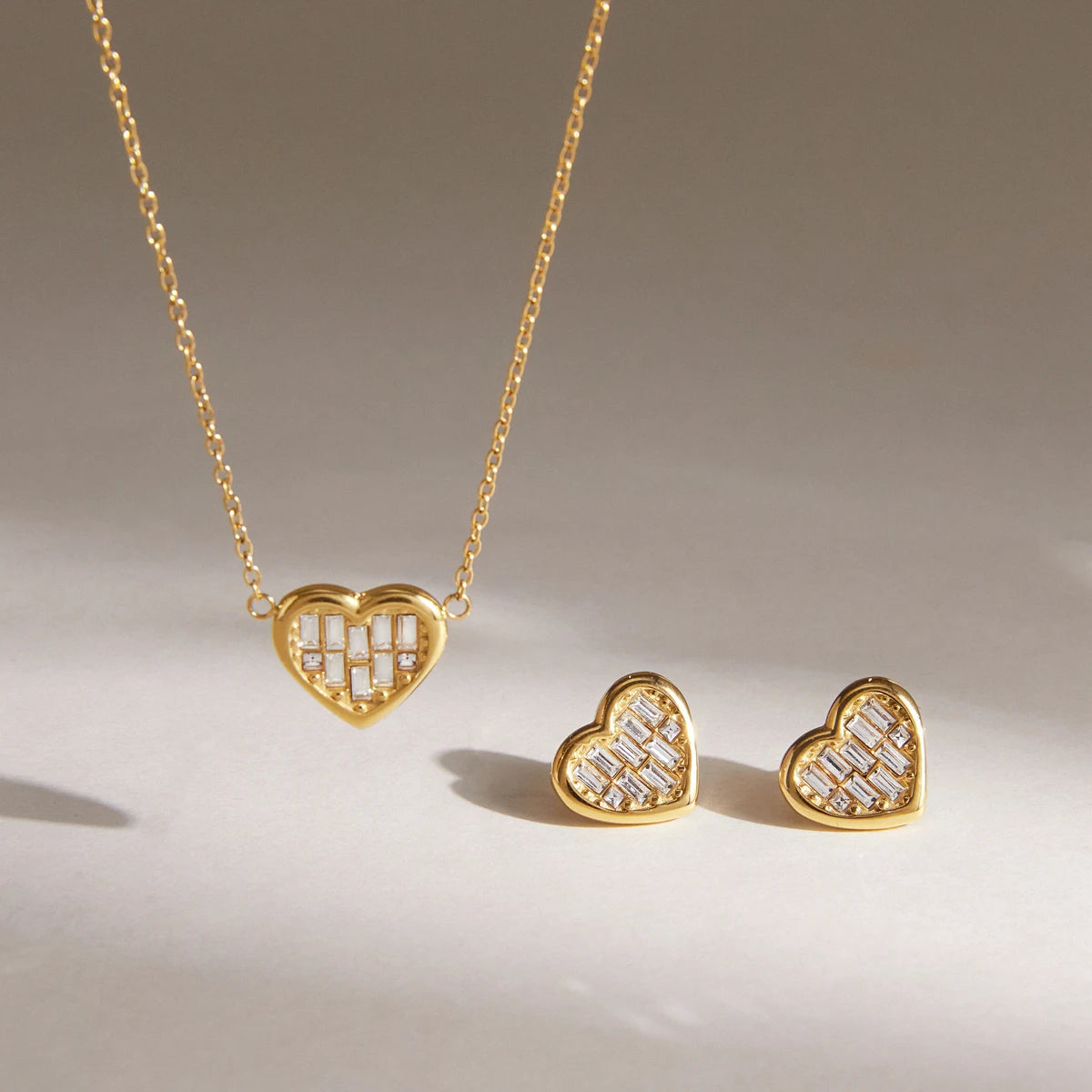 KIKA Romantic Crystal Heart Necklace  PVD Plated Stainless Steel 316L