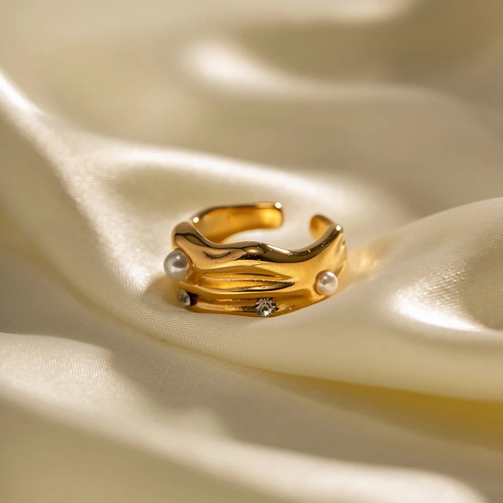 KIKA Shell Pearl Stainless Steel Opening Ring Tarnish Free Texture Exquisite Delicate Finger Charm Fashion Gold Color Jewelry
