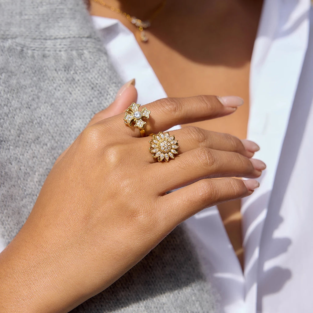 Classic White Rhinestone Zircon Flowers Open Ring