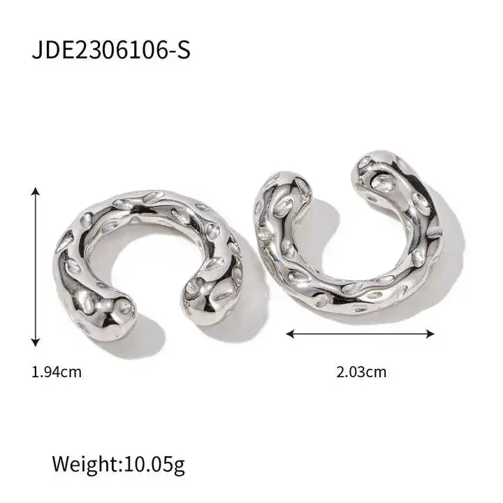 Irregular Square Hammer Heart Earrings