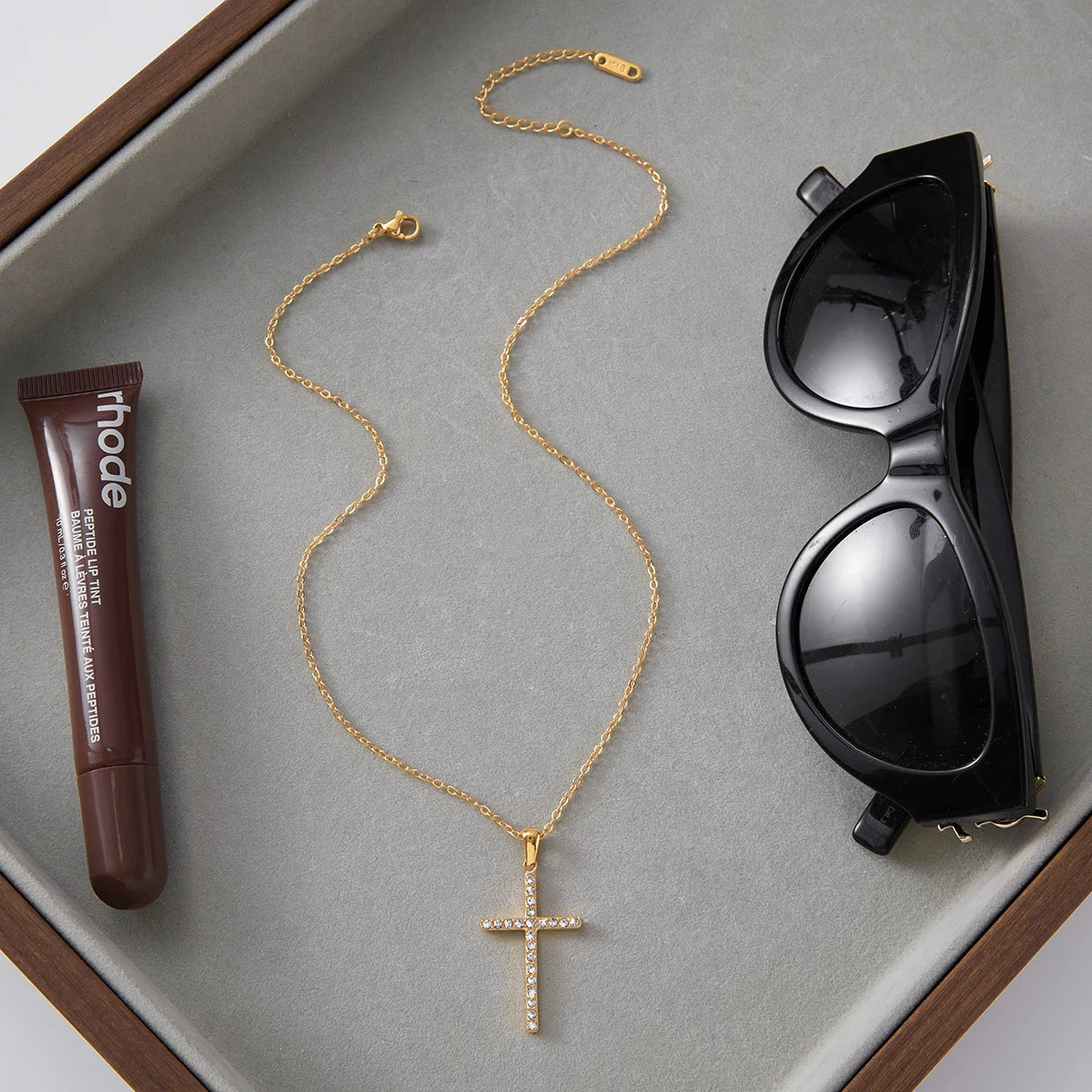 Kika Classic Fashion 18K Gold Color Plated Inlay White Zircon Cross Pendant Necklace