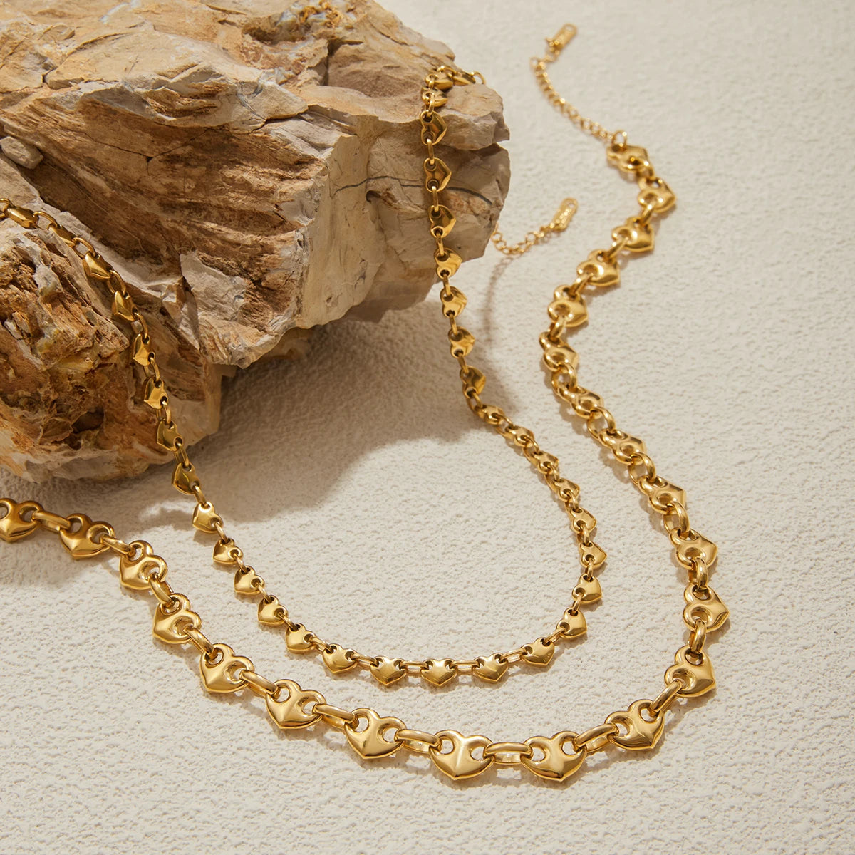Classic 18K Gold Color Plated Stainless Steel Heart-Shaped Buckle Necklace