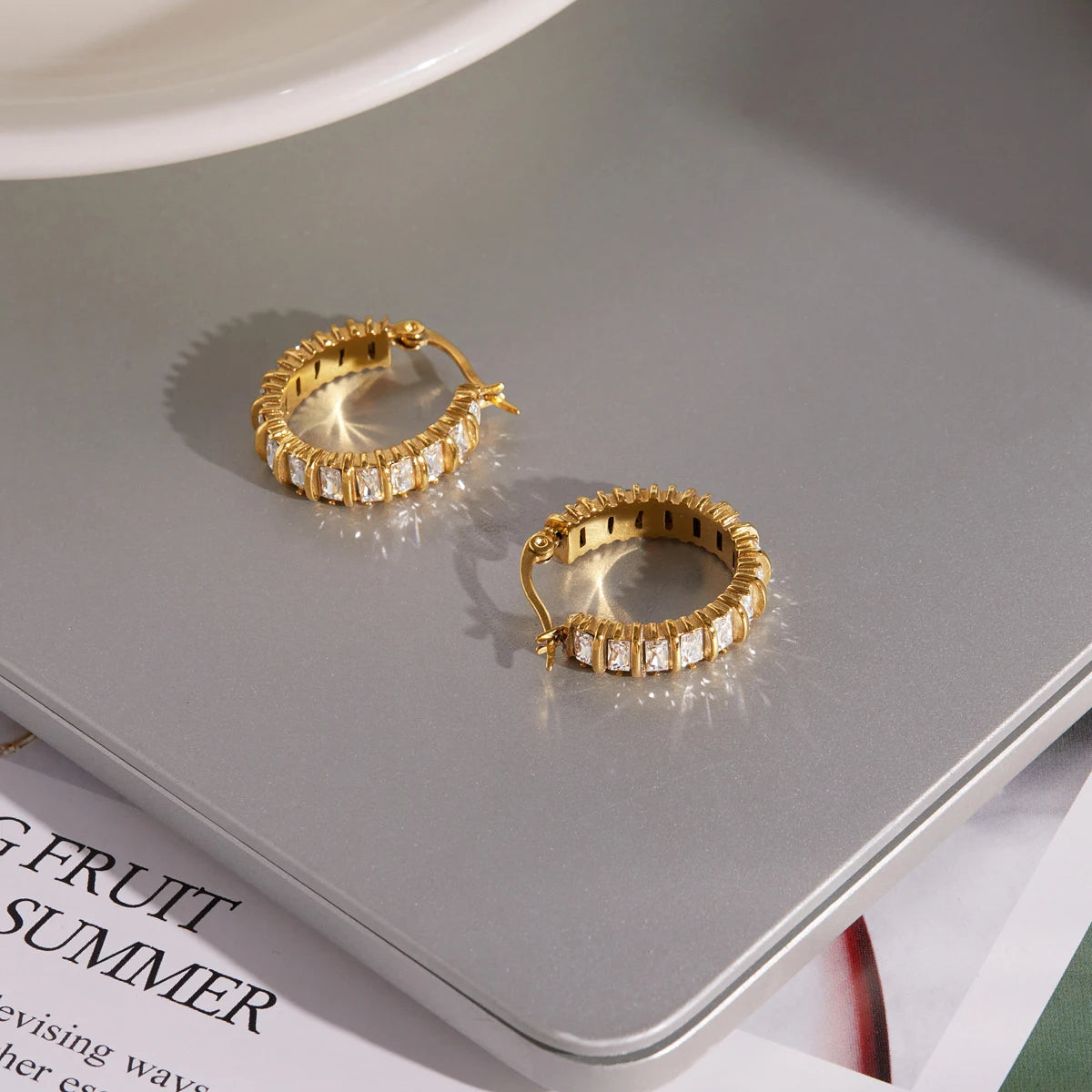 KIKA Classic Iced Out Crystal Clip Earrings PVD 18K Gold Plated Stainless Steel 316L