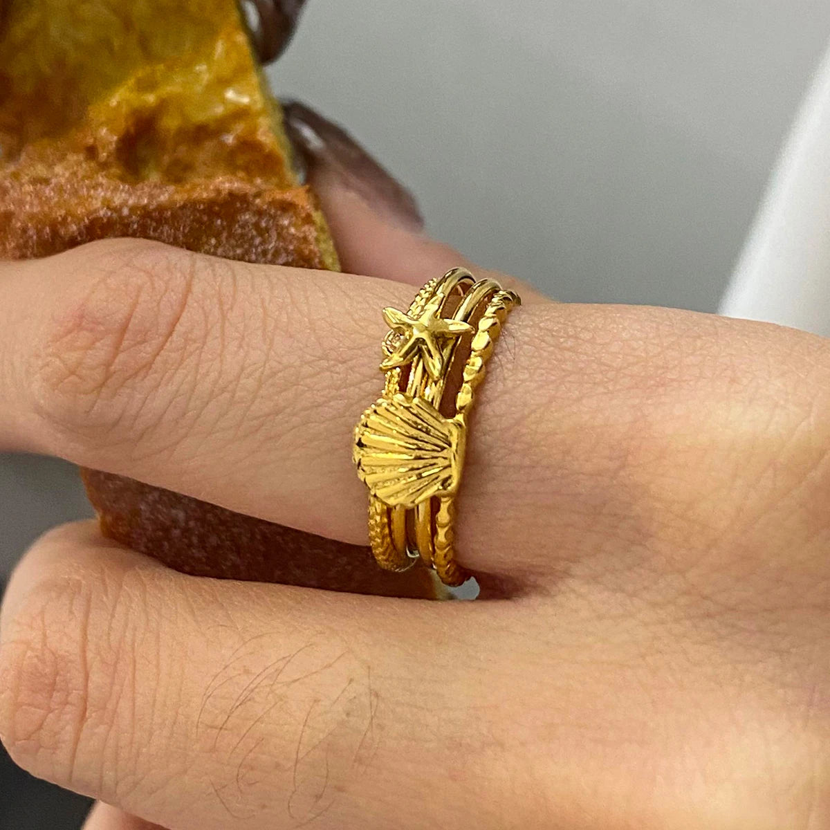 Kika Minimalist Zircon Ribbed Flower Stackable Ring