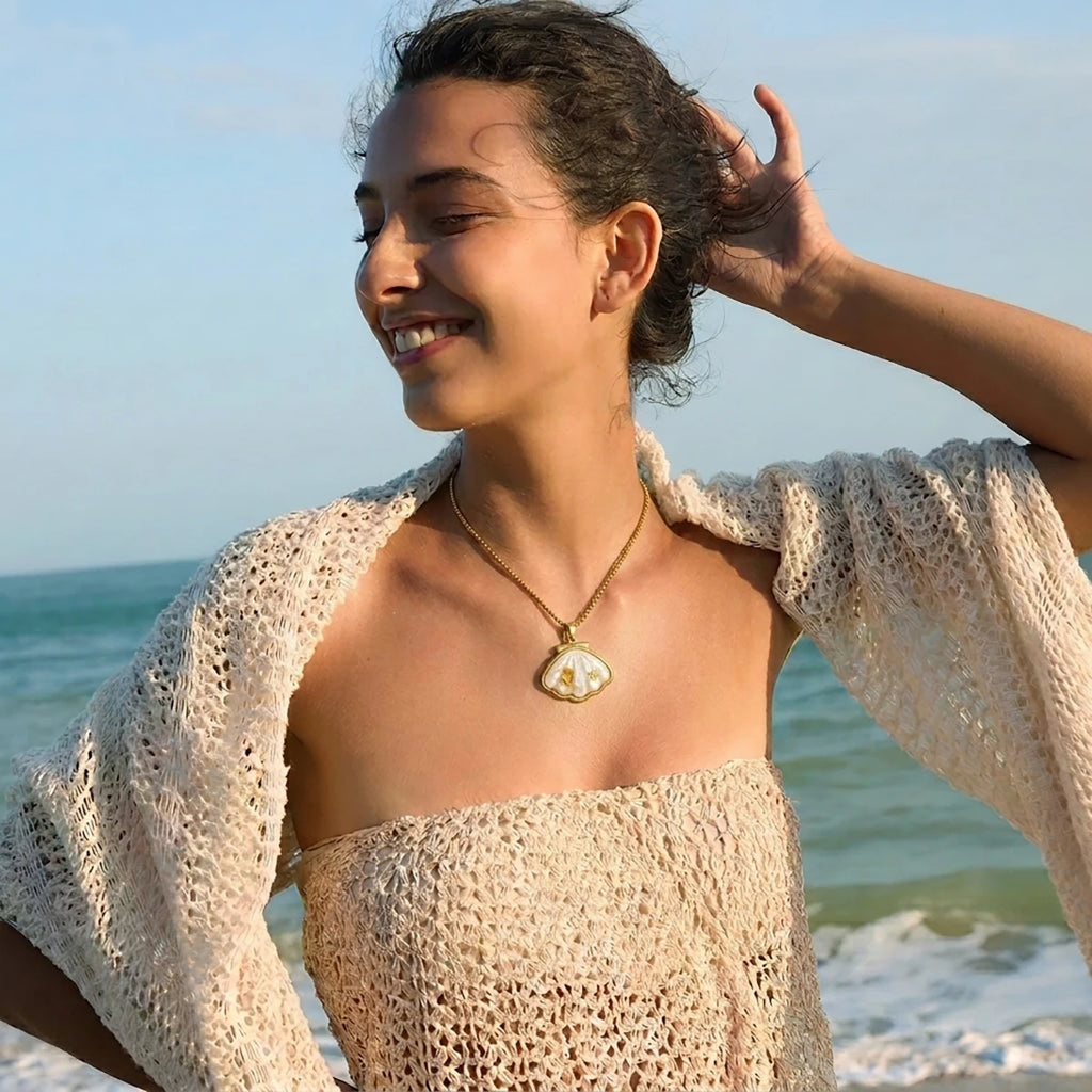 Kika Summer Beach Shell Starfish Pendant Necklace
