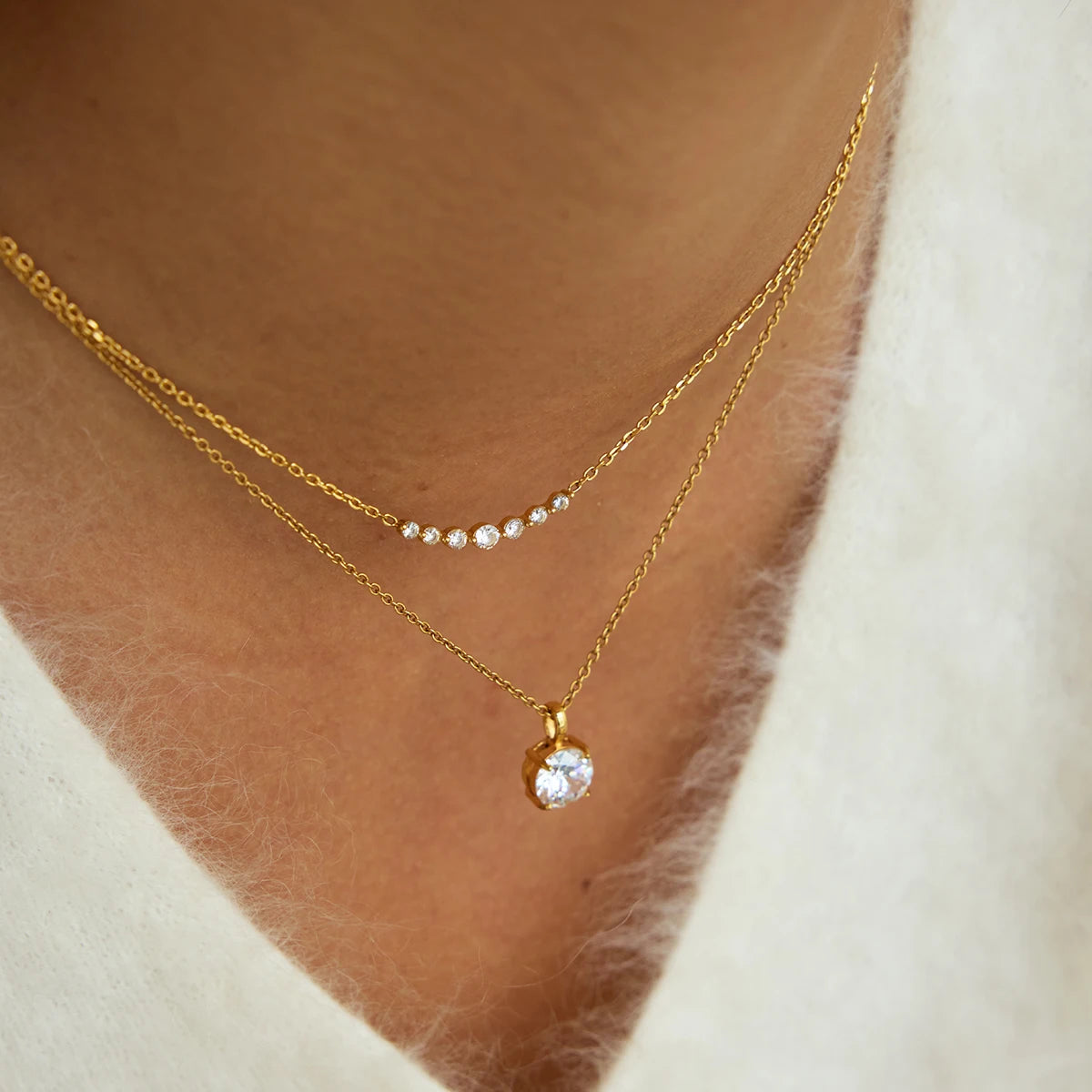 Kika White Water Droplet Zircon Necklace