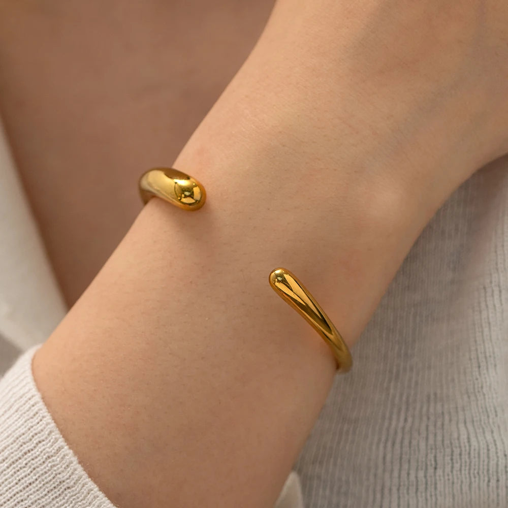 KIKA  316L Geometric Stainless Steel 18K Gold Color Cuff Bracelet Bangle Personalized Texture Waterproof Jewelry Party Gift