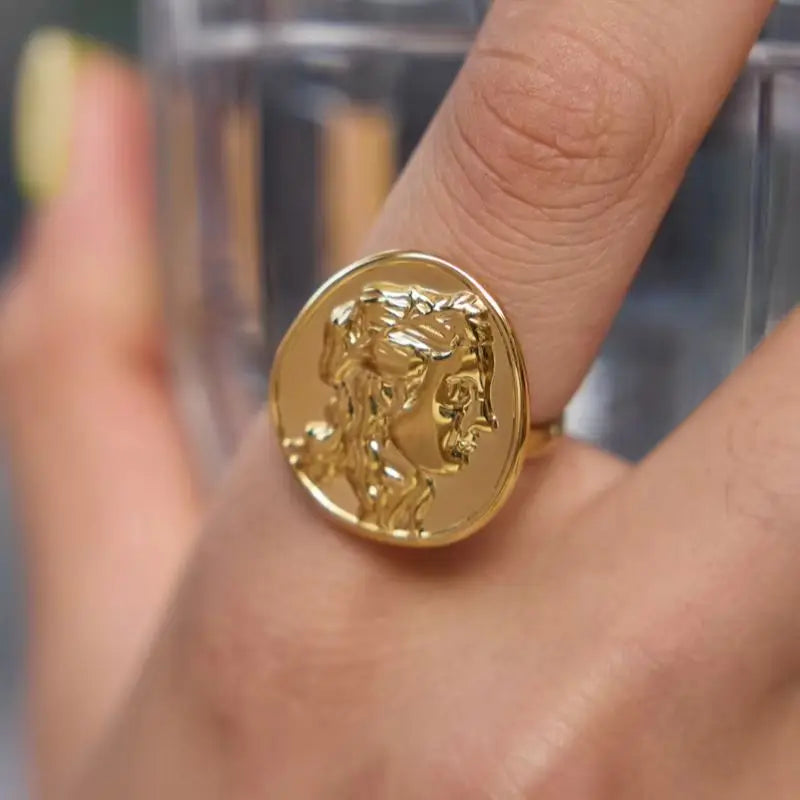 Kika Vintage Portrait Open Rings