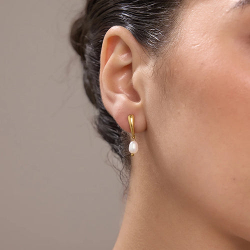 KIKA Asymmetric Freshwater Pearl Crystal Water Drop Earrings For Women Minimalist 18K Gold PVD Plated Stainless Steel Earrings