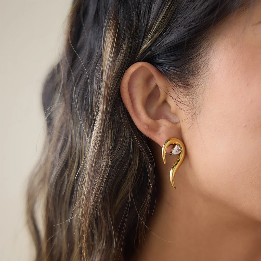 KIKA Delicate Wavy Lines Earrings  PVD Gold Plated Stainless Steel 316L