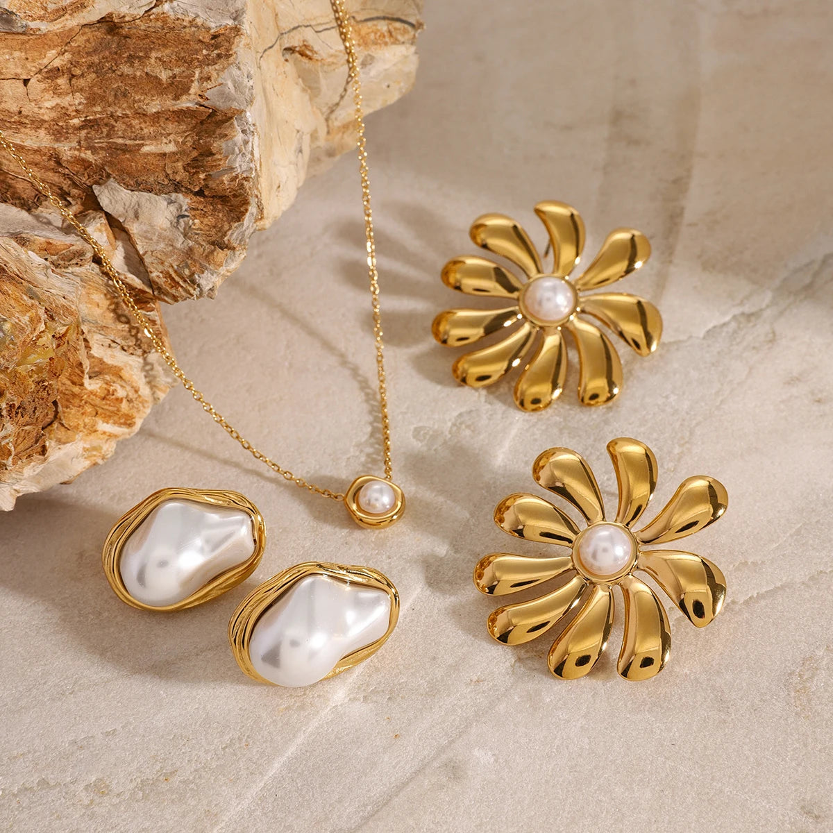 Kika Fashion Pearl  Autumn/Winter New Product Matching Clothing Accessories