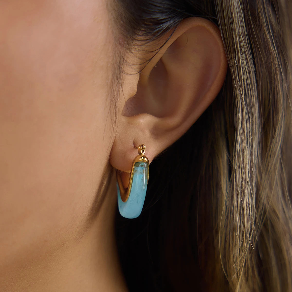 Kika Delicate Colored Resin Chubby Irregular V-Shaped Earring