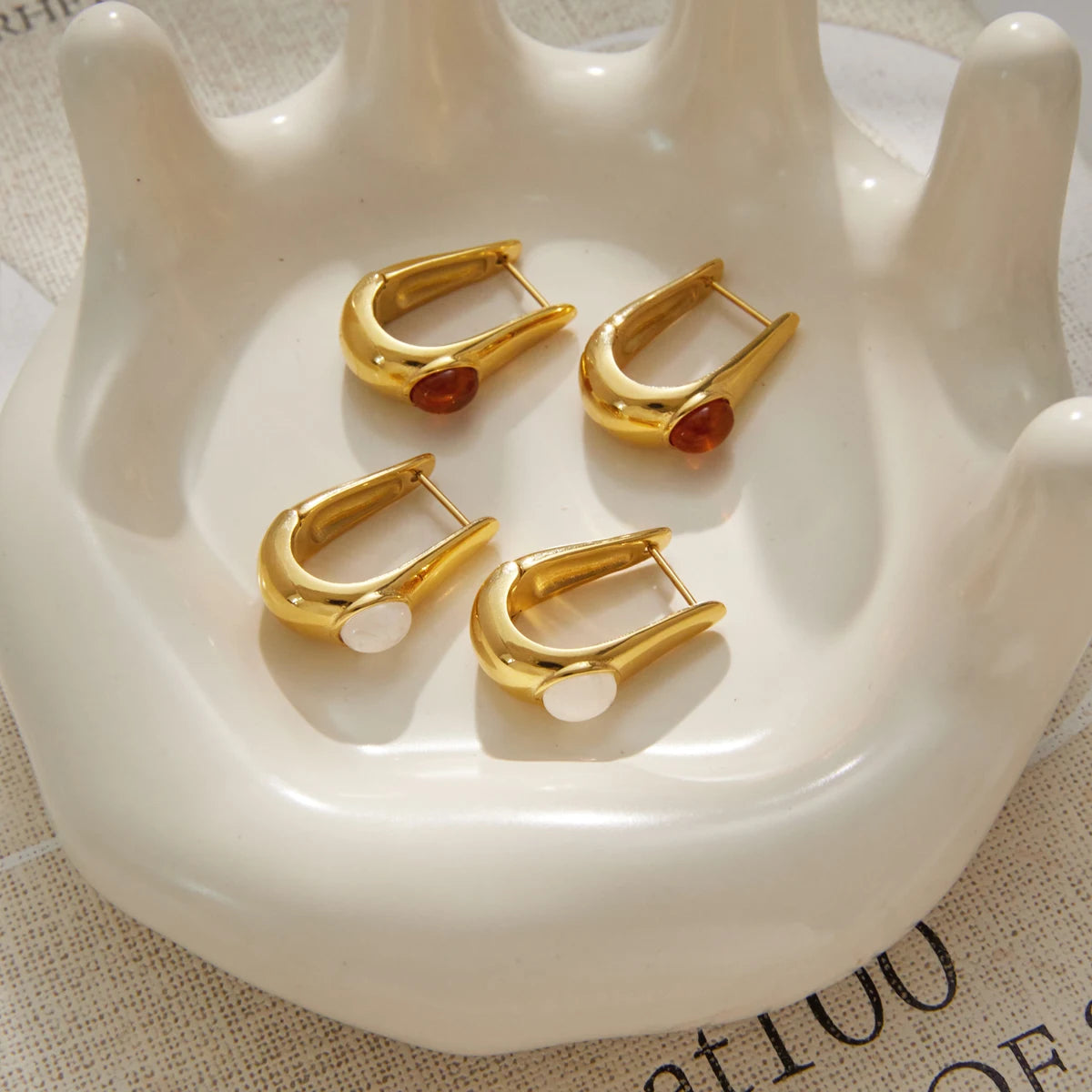 Kika Vintage Resin Earrings
