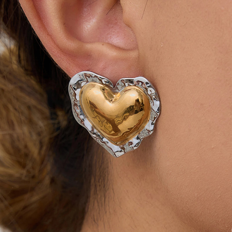 Hammer Pattern Fat Drum Heart Ear Studs