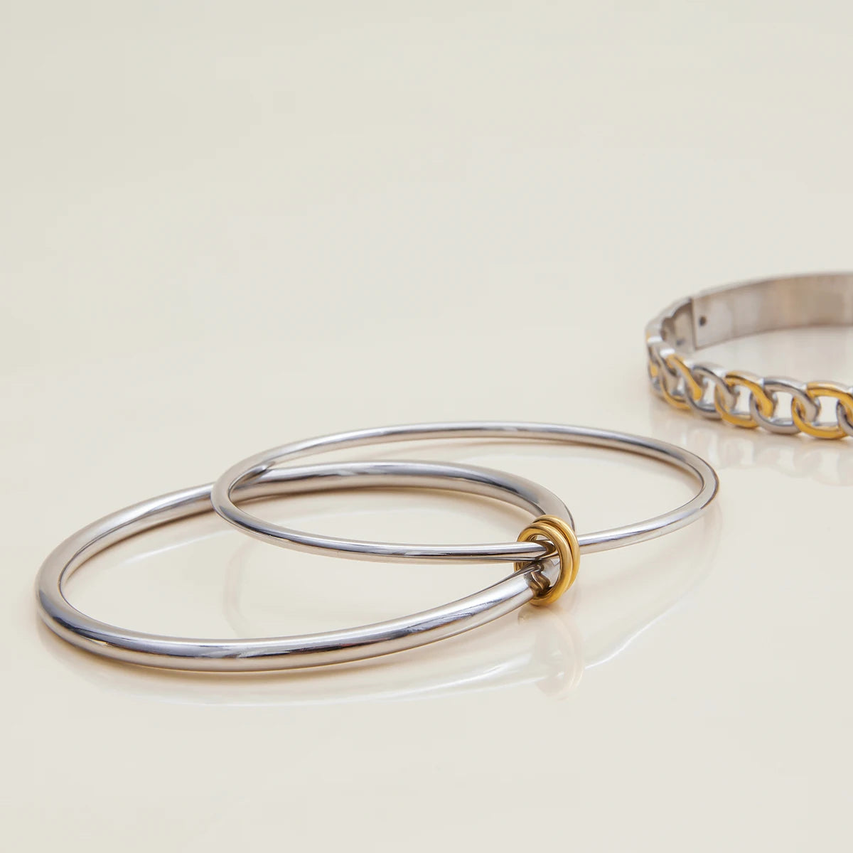 Stackable Smooth Bracelet