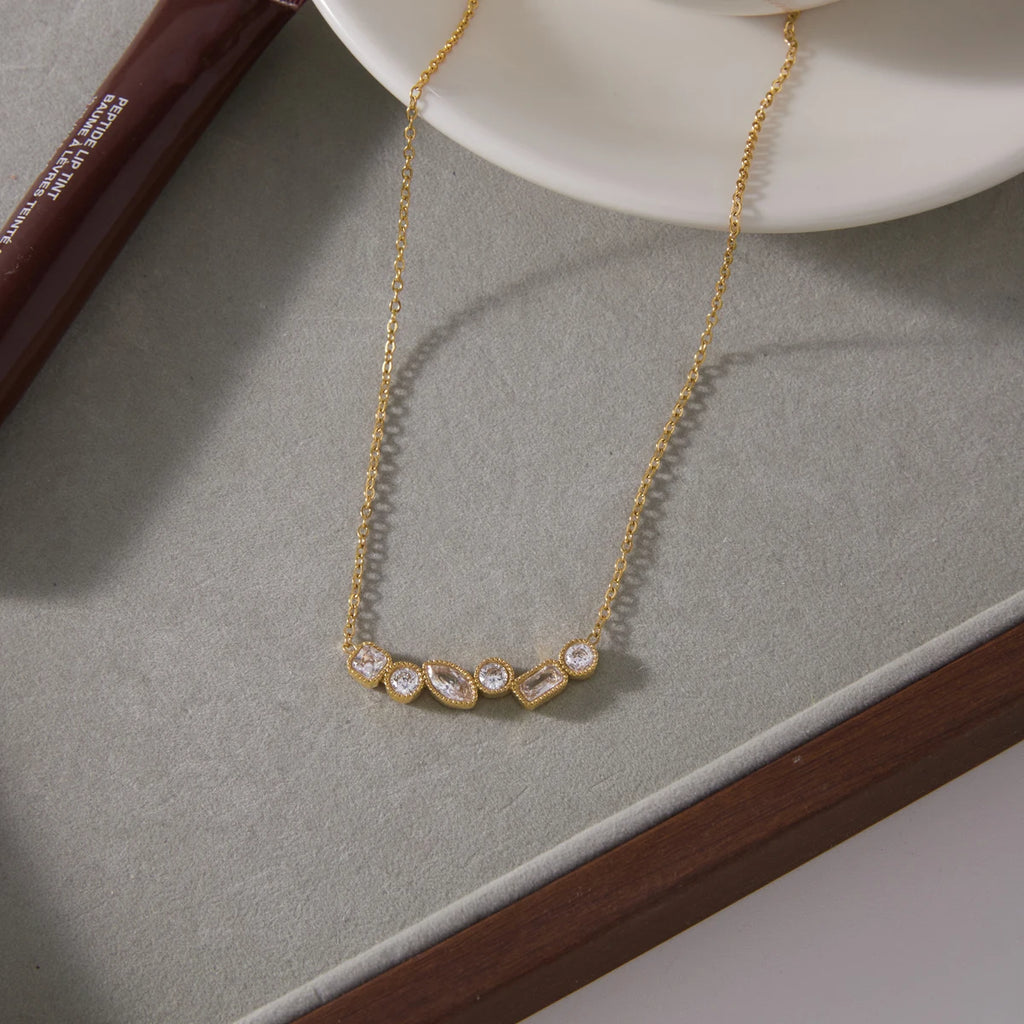 Kika Geometric Zircon Smile Shape Pendant Necklace