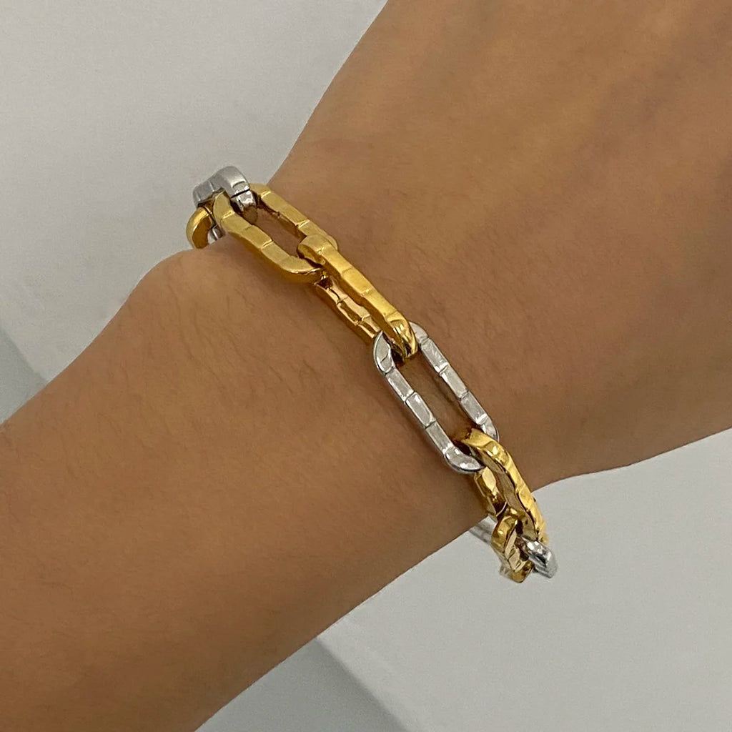 Caitlyn Minimalist Chain Bracelet