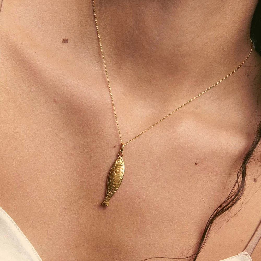 Kika Minimalism Articulated Fish Necklace