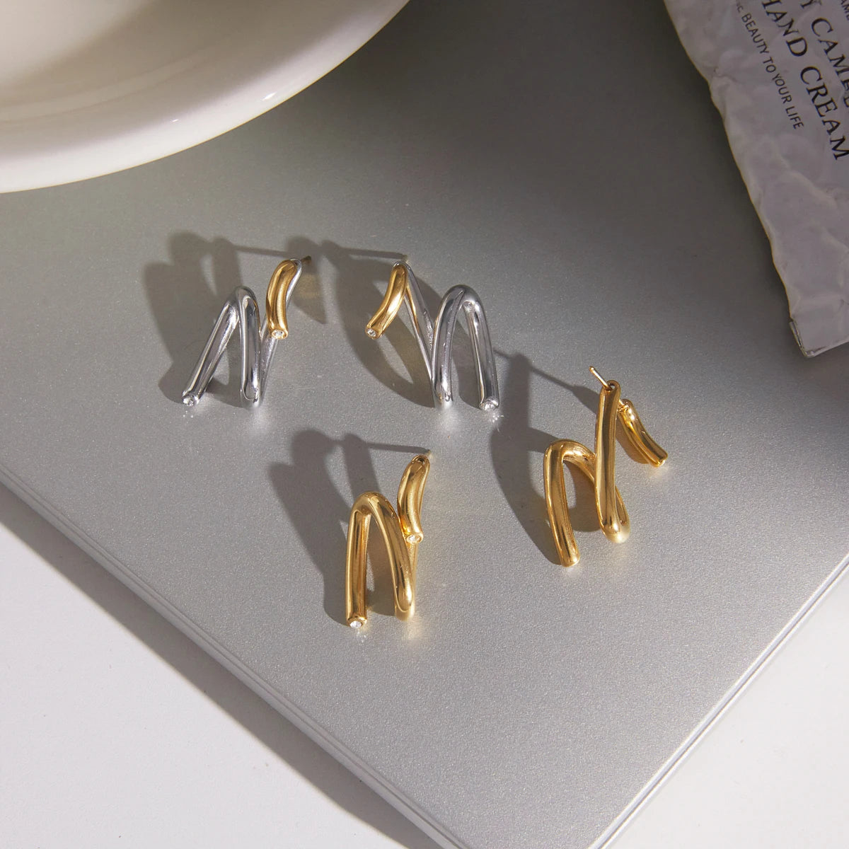 KIKA Detachable Geometric Stud Earrings 18K Gold PVD Plated Stainless Steel 316L