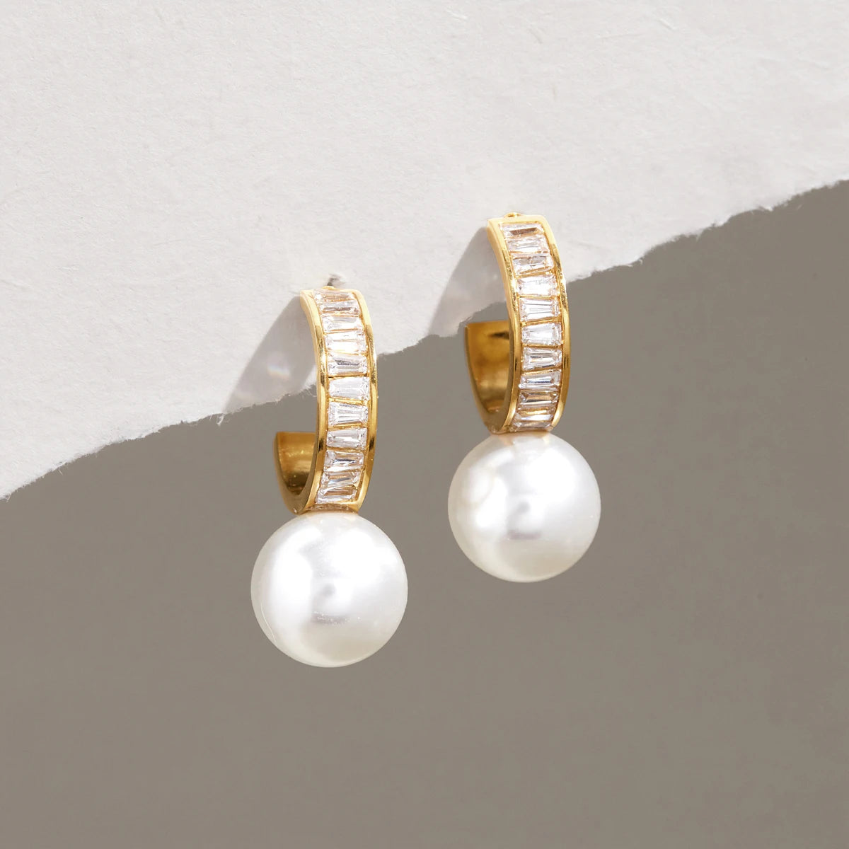 Kika Elegant Zircon Imitation Pearl Earrings 18K Gold PVD Plated Stainless Steel 316L