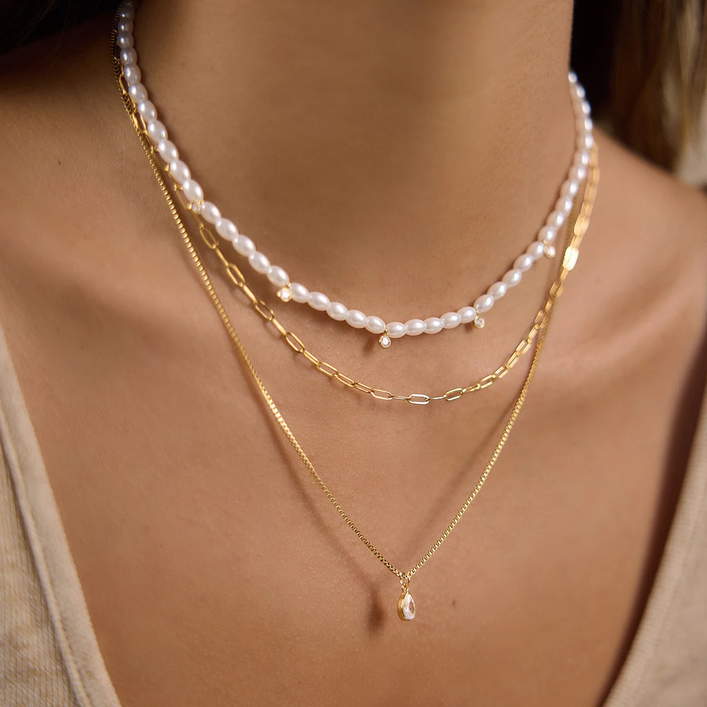 Kika Delicate Zircon Pendant Acrylic Pearl Chain Three-Layer Necklaces