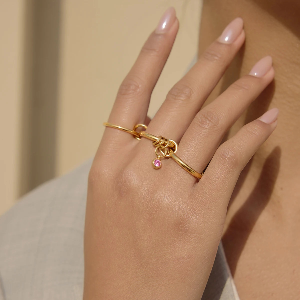 Kika Delicate Divided Finger Rings
