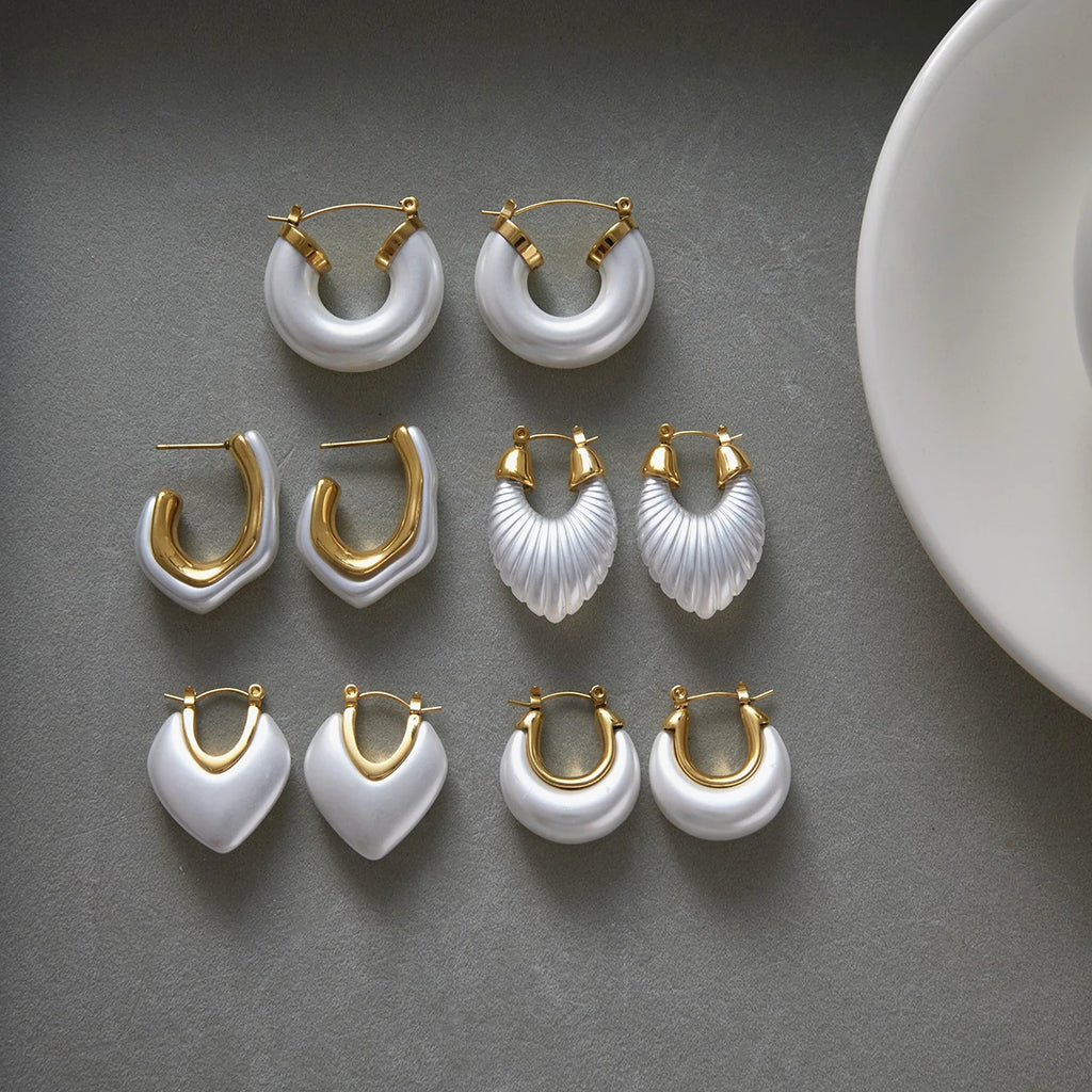 White Resin Pearl Smooth Earring Hypoallergenic Waterproof Stainless Steel