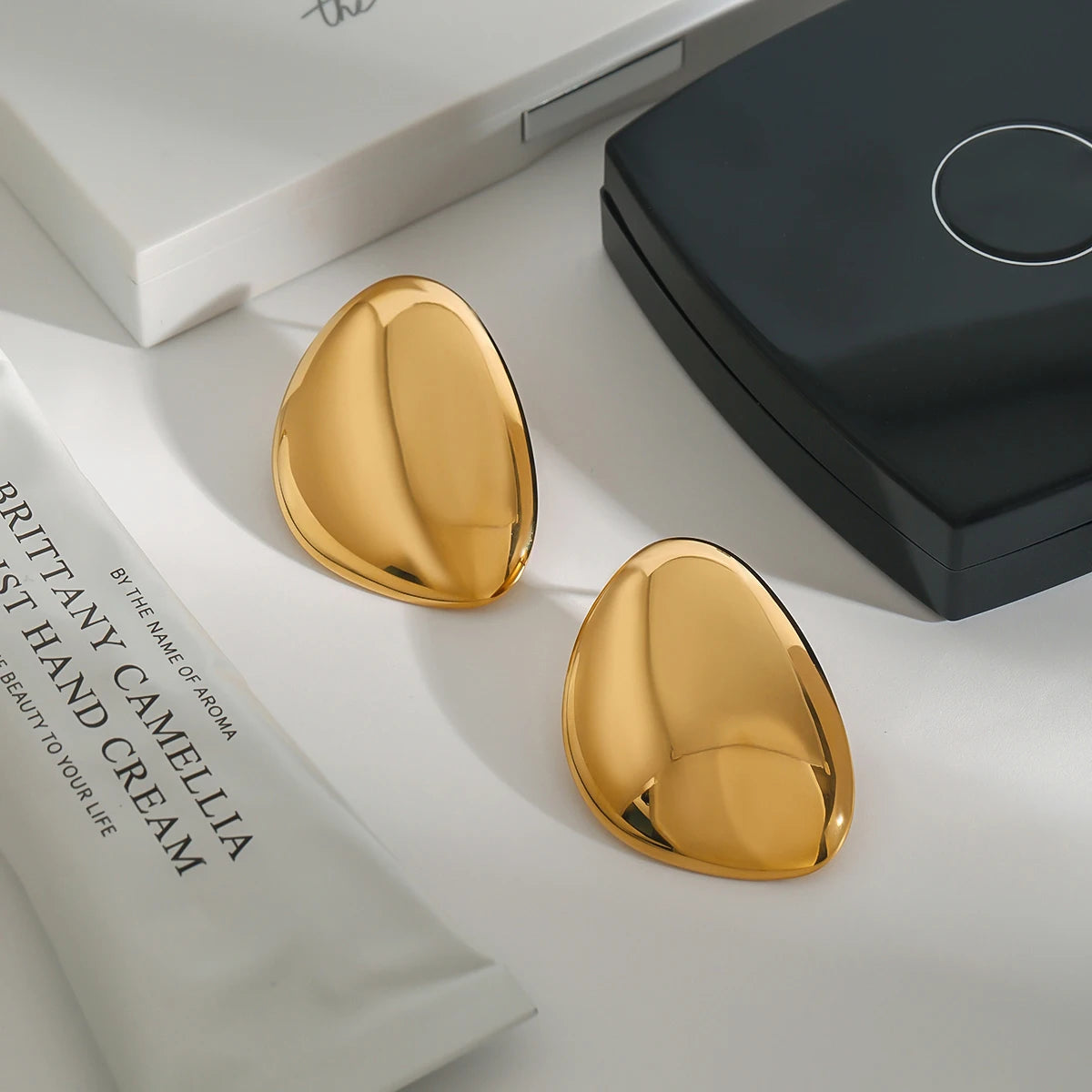 Minimalist Smooth Geometry Earrings
