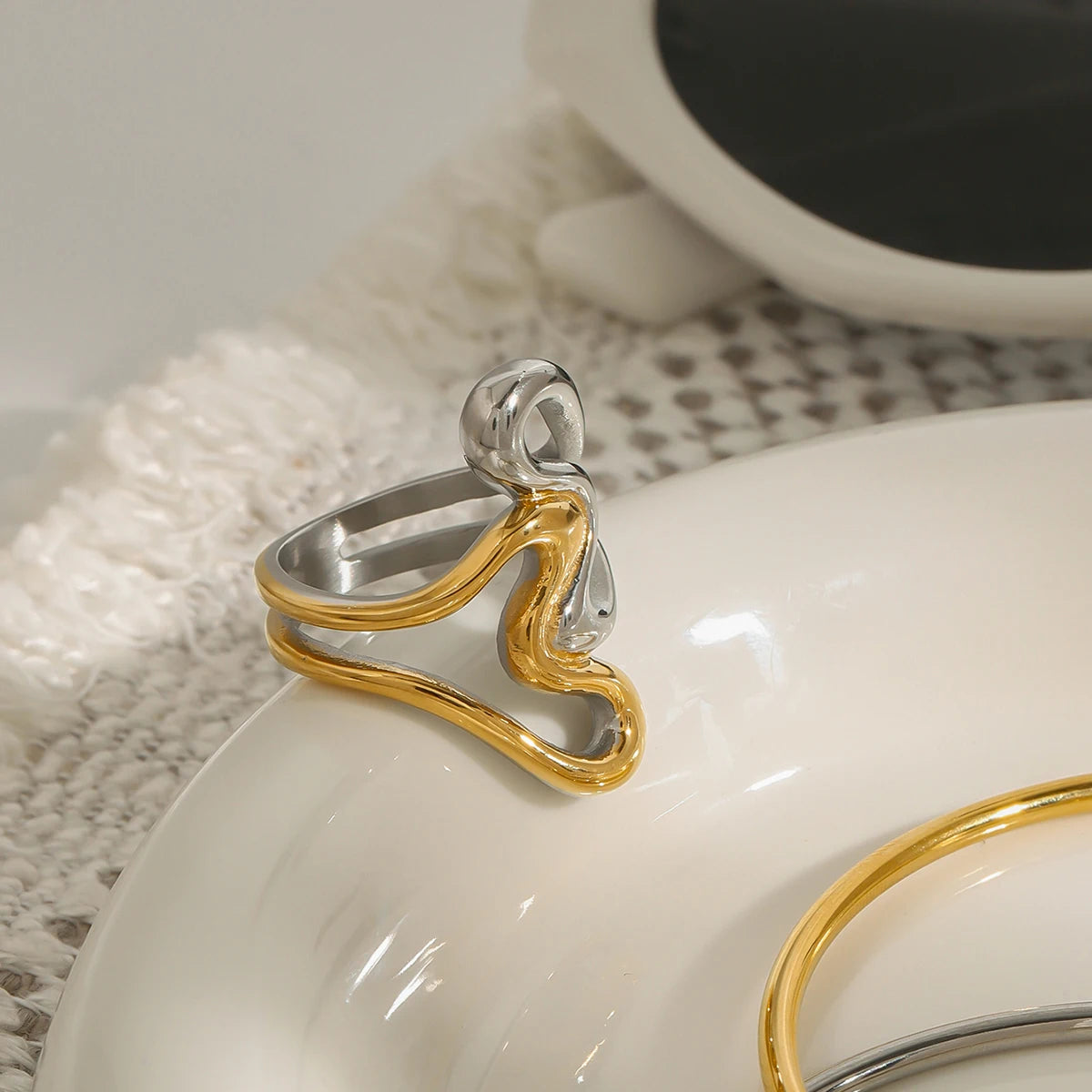 Kika Minimalist Stainless Steel Line Ring Two tone Irregular