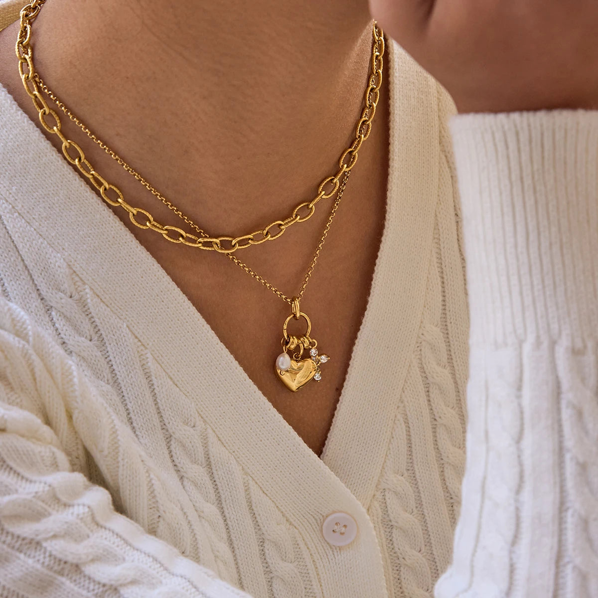 Classic Shape Pendant Necklace
