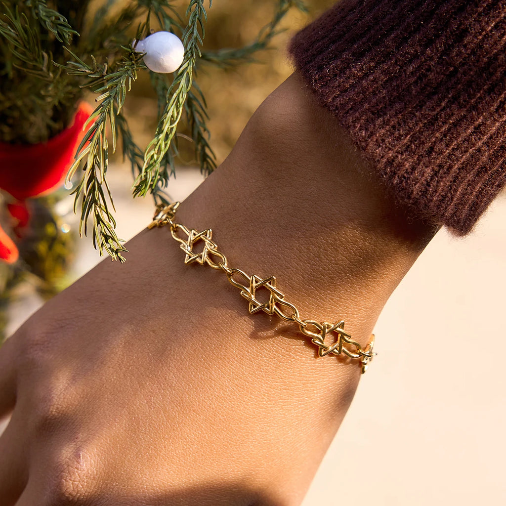 KIKA Classic Hollowed-Out Five-Pointed Star Bracelet For Women Delicate 18K GoldPVD Plated Stainless Steel 316L Layer Bracelets