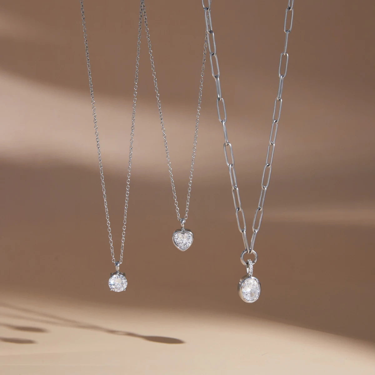 Kika Delicate Geometric Round Heart Zircon Pendant Necklace