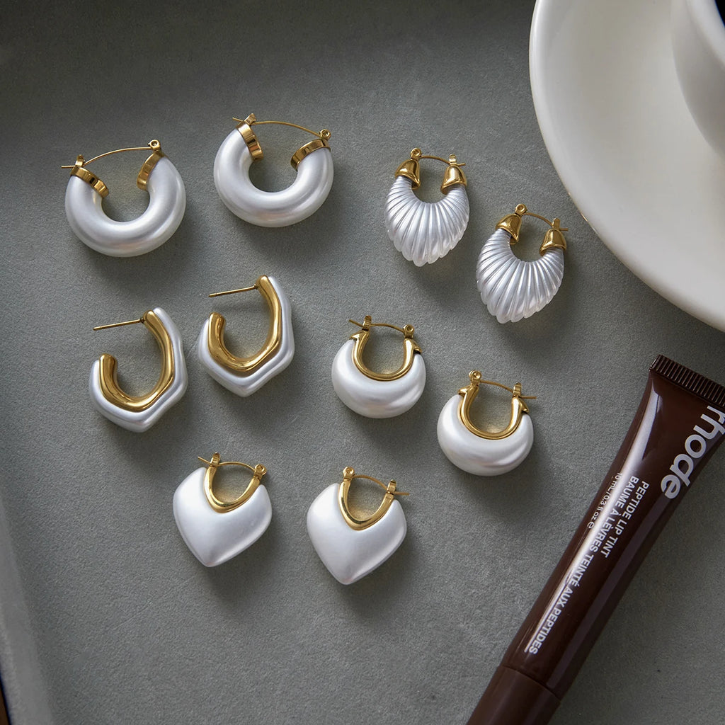 White Resin Pearl Smooth Earring Hypoallergenic Waterproof Stainless Steel